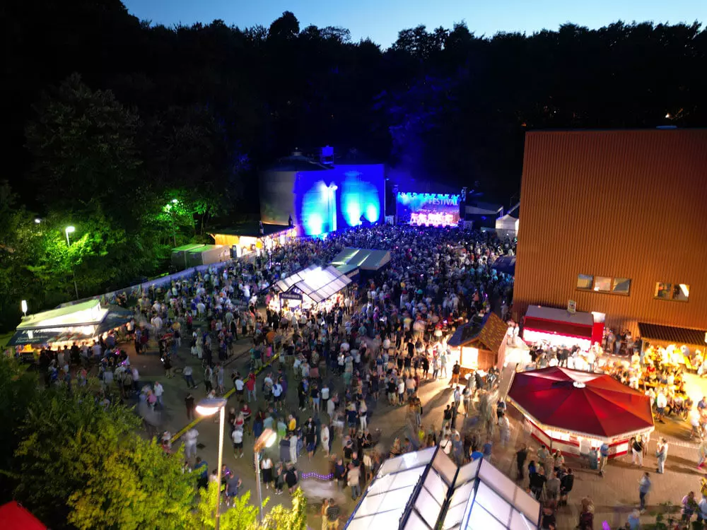 Drohnenbild vom Gelände der Flensburger Brauerei fürs FLENS Festival.