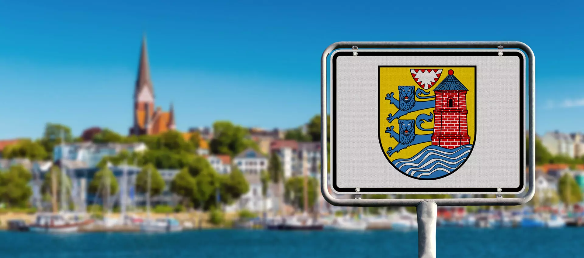 Schleswig-Holsteinisches Wappen am Hafen von Flensburg.